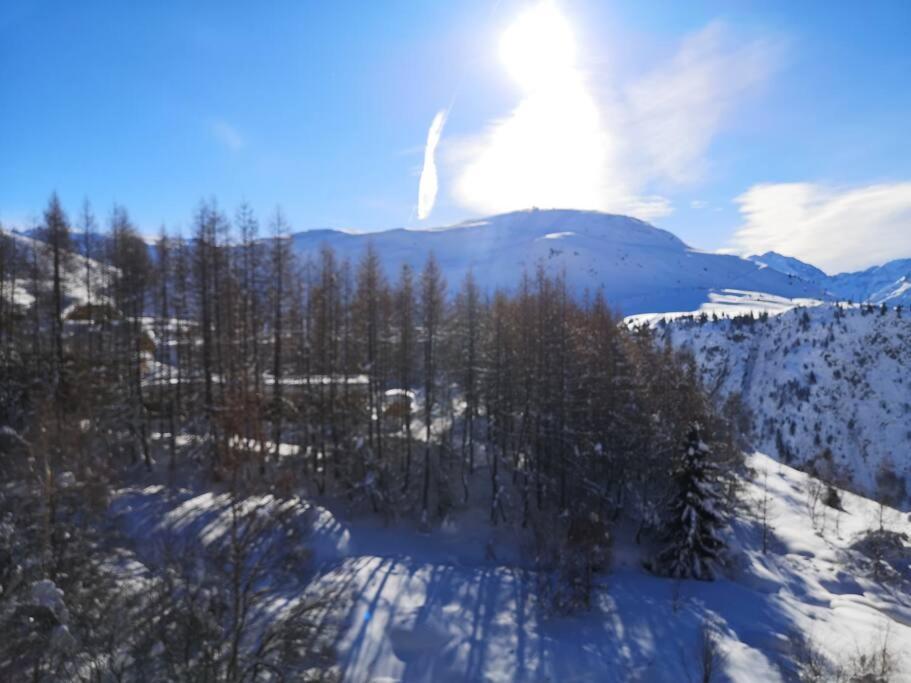 Au Pied Des Pistes Avec Parking Entierement Renove Lejlighed Huez Eksteriør billede